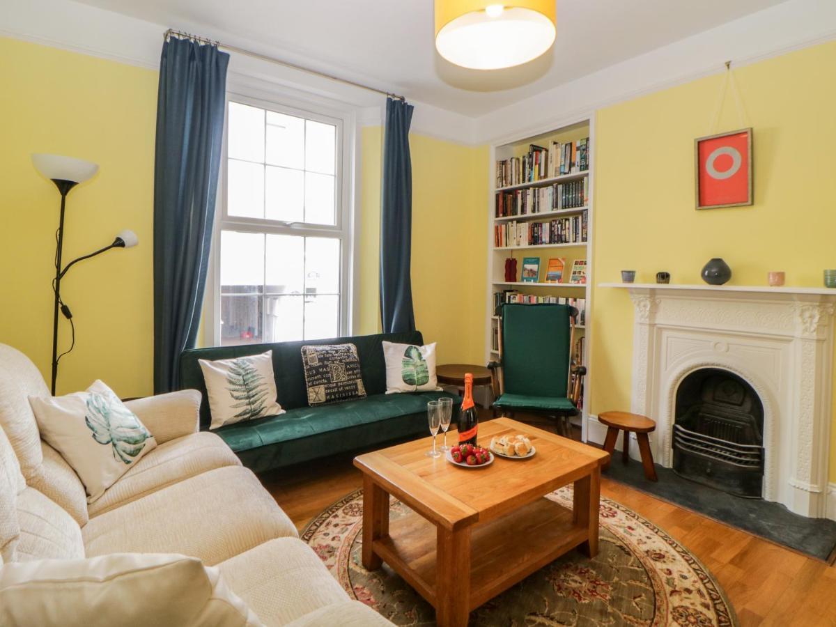 27 Exeter Street Villa ทินมัท ภายนอก รูปภาพ
