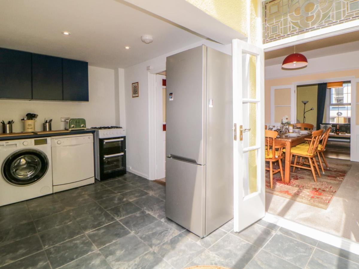 27 Exeter Street Villa ทินมัท ภายนอก รูปภาพ