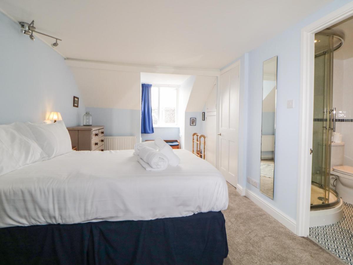 27 Exeter Street Villa ทินมัท ภายนอก รูปภาพ