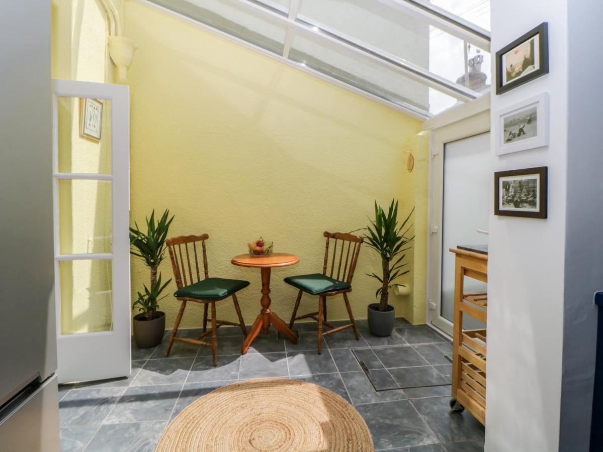27 Exeter Street Villa ทินมัท ภายนอก รูปภาพ