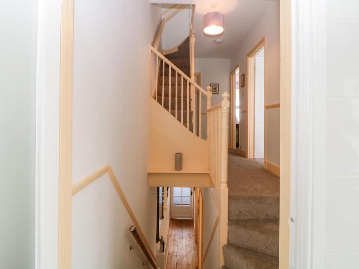 27 Exeter Street Villa ทินมัท ภายนอก รูปภาพ