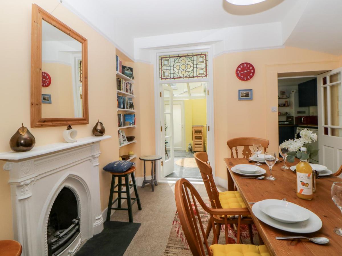 27 Exeter Street Villa ทินมัท ภายนอก รูปภาพ