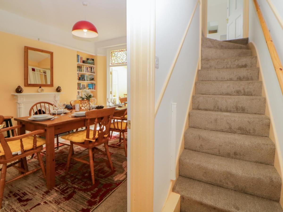 27 Exeter Street Villa ทินมัท ภายนอก รูปภาพ